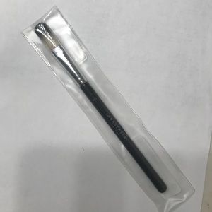 Anastasia Beverly Hills a23 pro brush